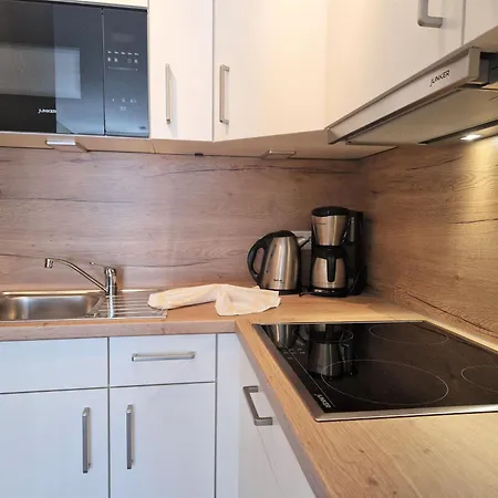 Apartment 514, Seepark *